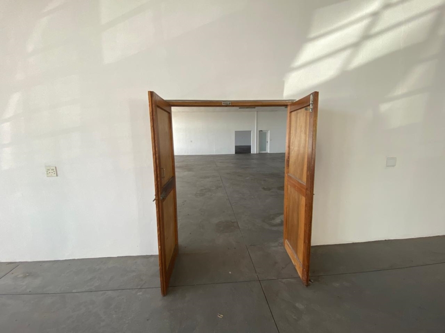 To Let commercial Property for Rent in Walmer Estate Western Cape